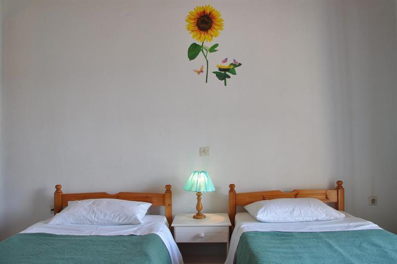 Sunflower Apartments & Studios Kassiopi Ngoại thất bức ảnh