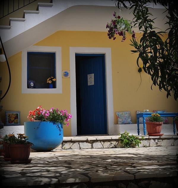 Sunflower Apartments & Studios Kassiopi Ngoại thất bức ảnh