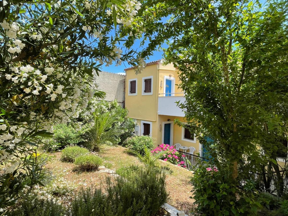 Sunflower Apartments & Studios Kassiopi Ngoại thất bức ảnh