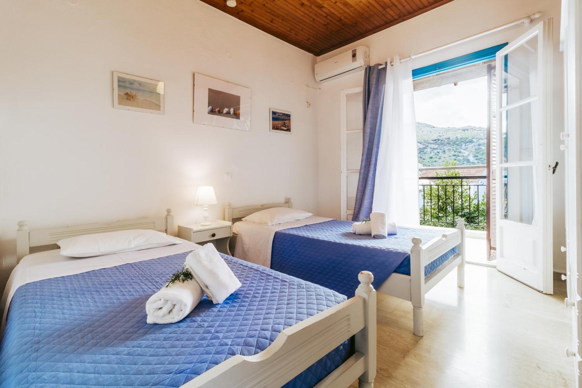 Sunflower Apartments & Studios Kassiopi Ngoại thất bức ảnh